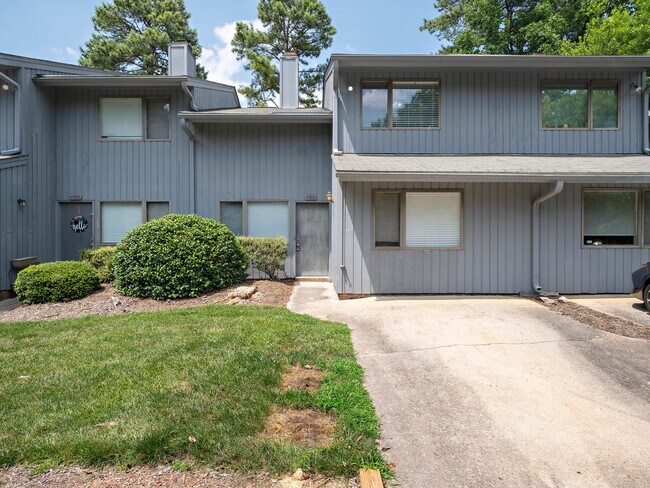 Foto del edificio - 4358 Hunters Club Dr