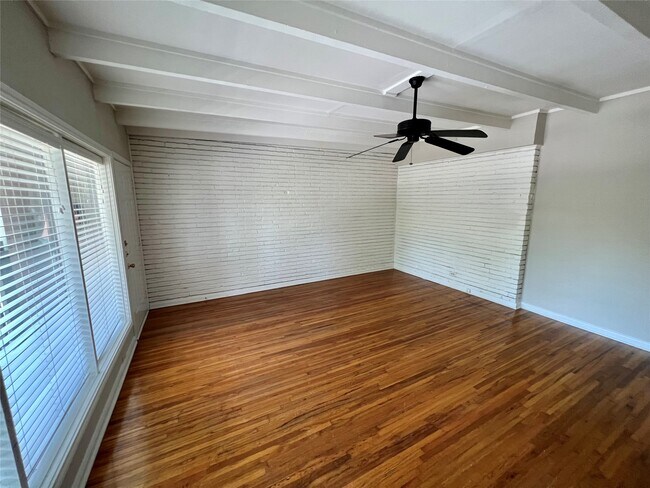 Foto del edificio - 219 Marshall St