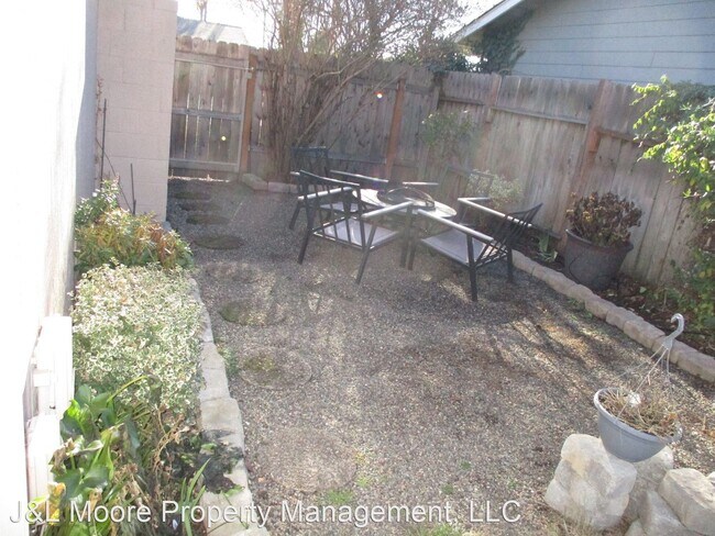 Building Photo - 4 br, 2 bath House - 2255 Delta Waters Rd.