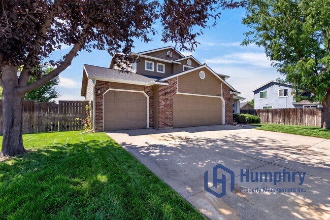 Building Photo - 2243 N Cougar Way