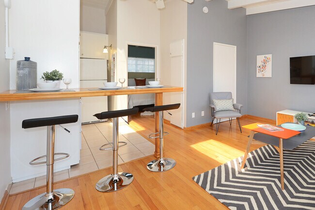 Foto del edificio - 313 Mildred Ave