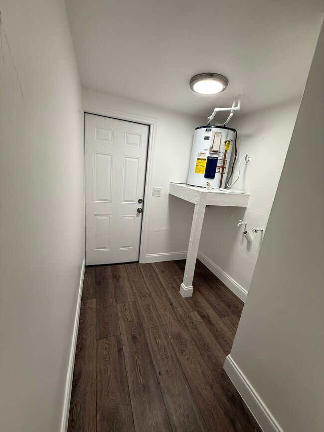 Utility Room - 1015 58th Avenue Dr E