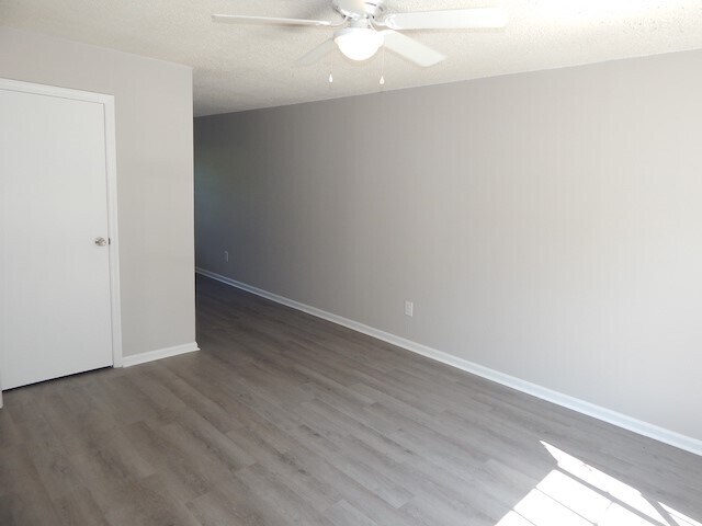Foto del edificio - 515 N Walnut St