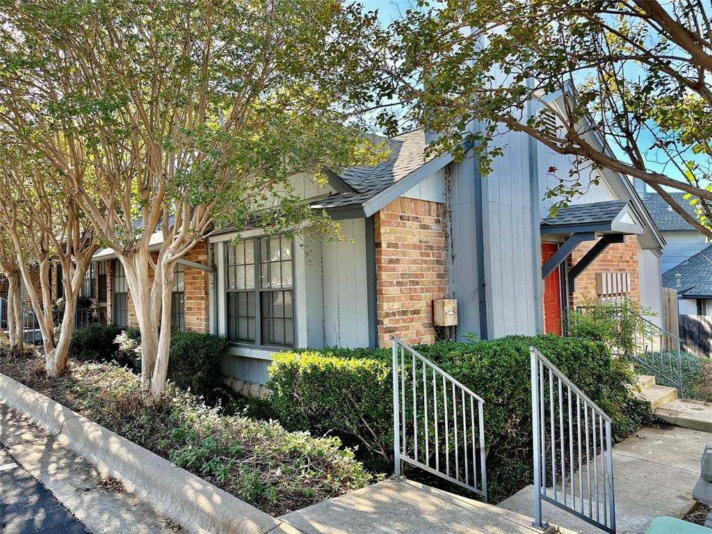 Foto principal - 1411 Gracy Farms Ln