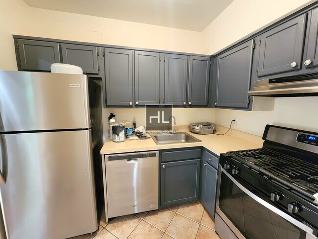 Foto del edificio - CARLTON AVENUE