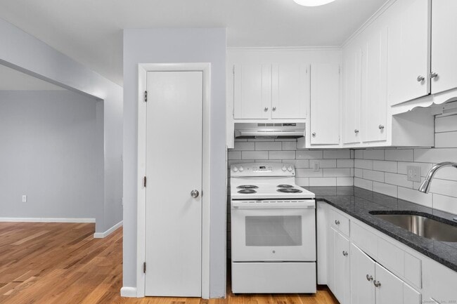 Foto del edificio - 23 Shirley St