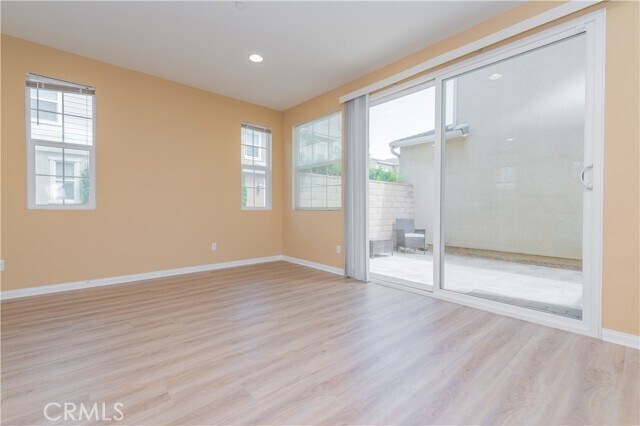 Building Photo - 2852 E Via Terrano