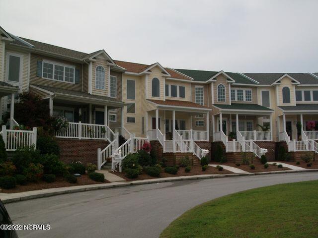 Morehead City, 
                        , –