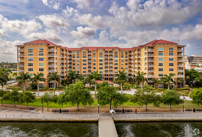 Foto del edificio - River Dance Condo