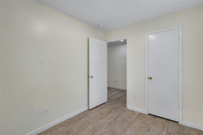 Building Photo - 1117 Willersley Ln