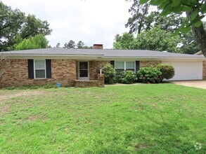 Building Photo - 3919 Belle Mere St