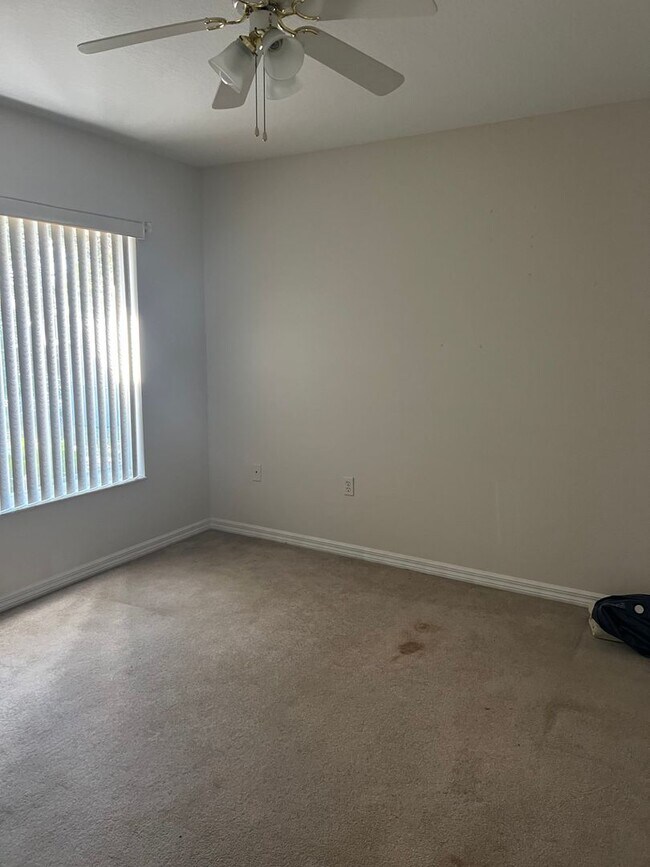 Foto del edificio - Deltona Lakes