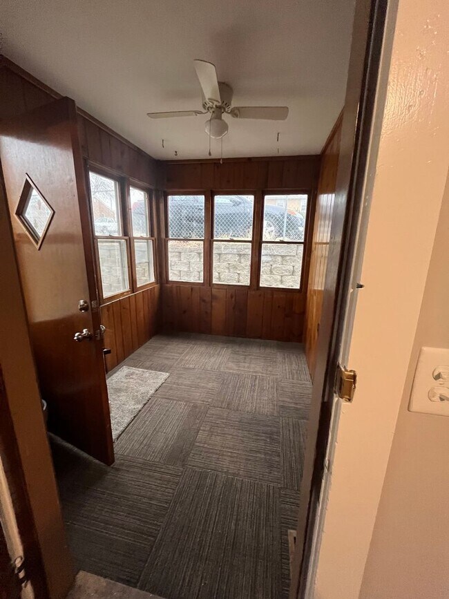Foto del edificio - 2424 S 41st Street