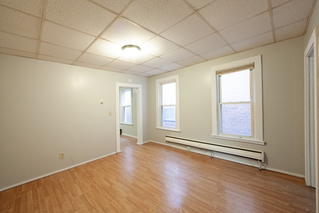Building Photo - 2210 8th Ave