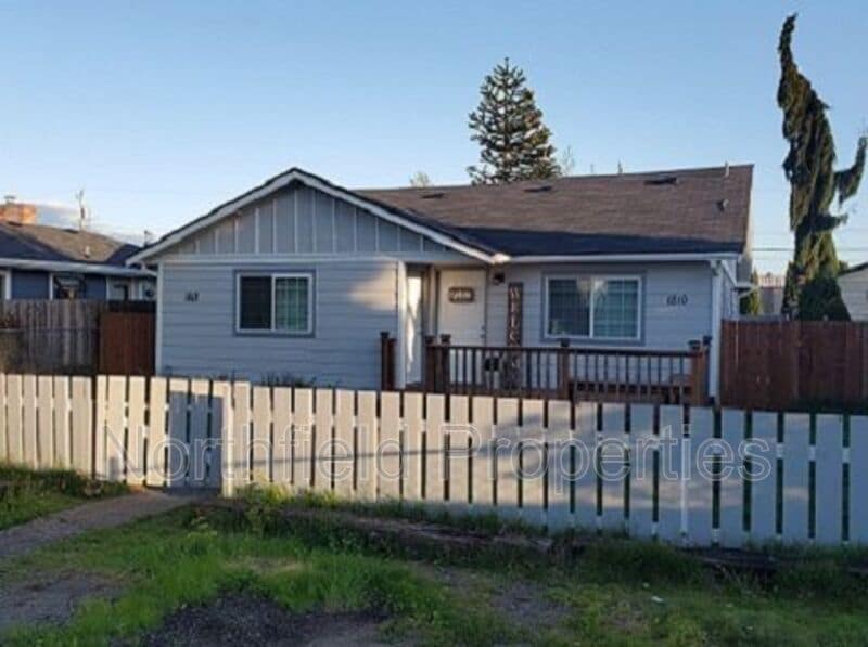 1812 5th St, Marysville, WA 98270 House for Rent in Marysville, WA