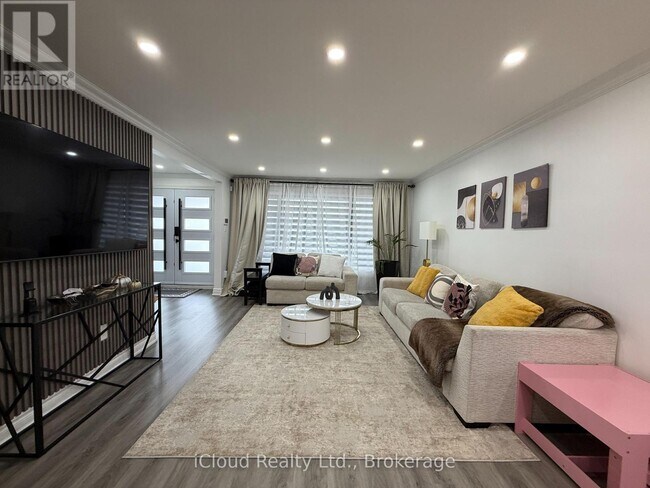 Photo du bâtiment - 17 Cloud Dr