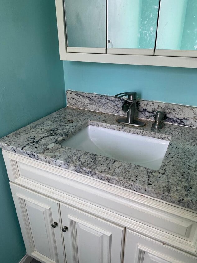 98 Allen St Unit 98, Windsor, CT 06095 Condo for Rent in Windsor, CT