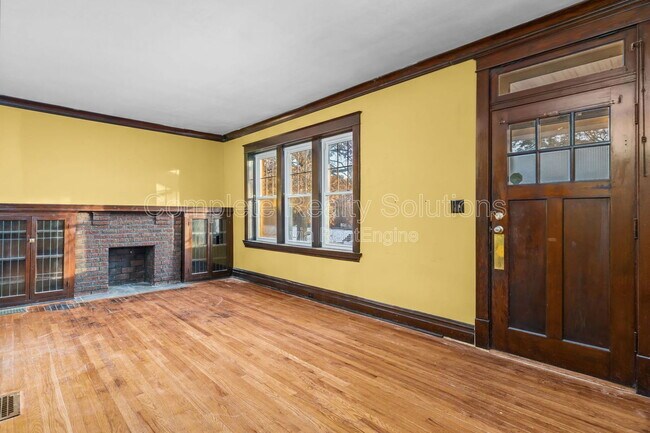 Foto del edificio - 5223 Bancroft Ave