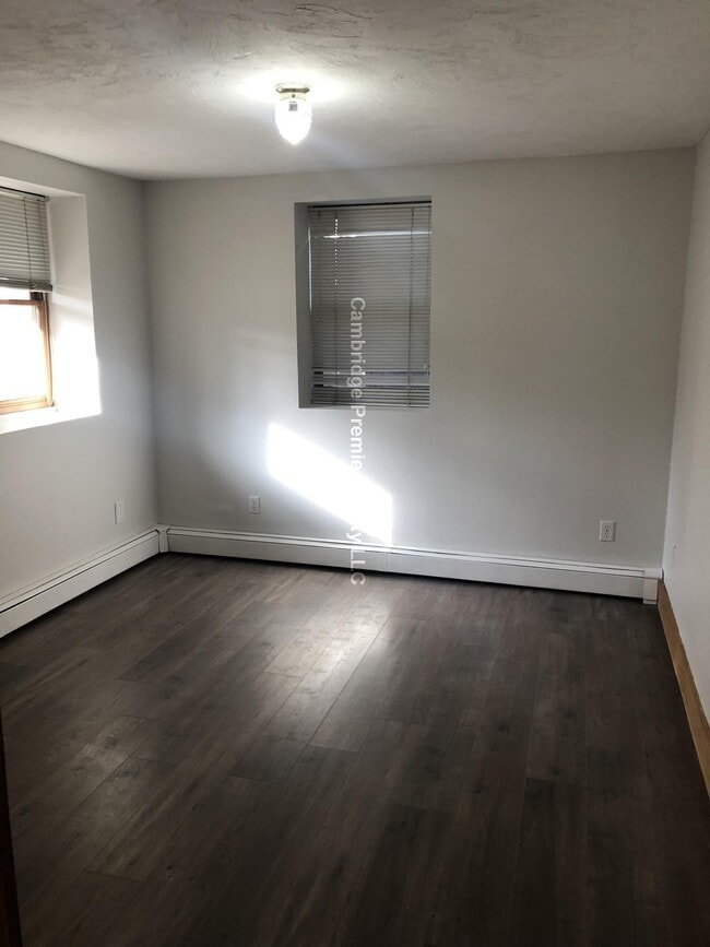 Building Photo - 5 Baldwin Street Ct