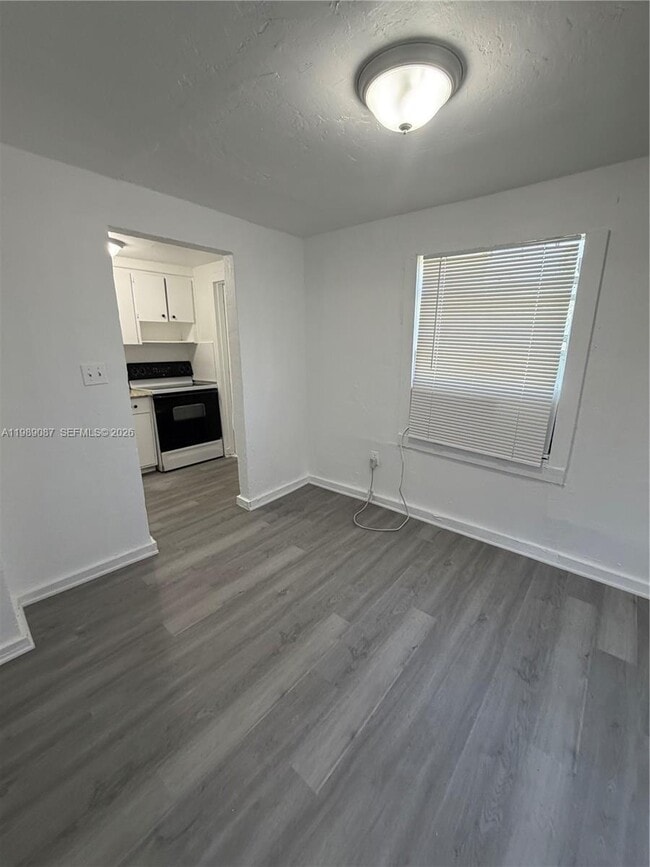 Foto del edificio - 1811 NW 84th St