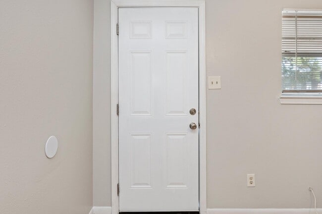 Foto del edificio - 29 Cape Dr NW