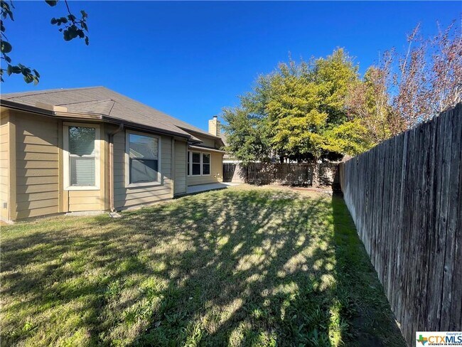 Building Photo - 846 Madison Ave