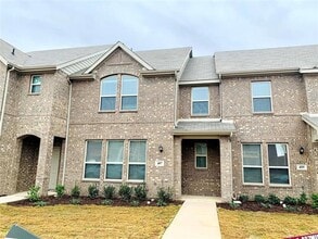Building Photo - 407 Milverton Dr