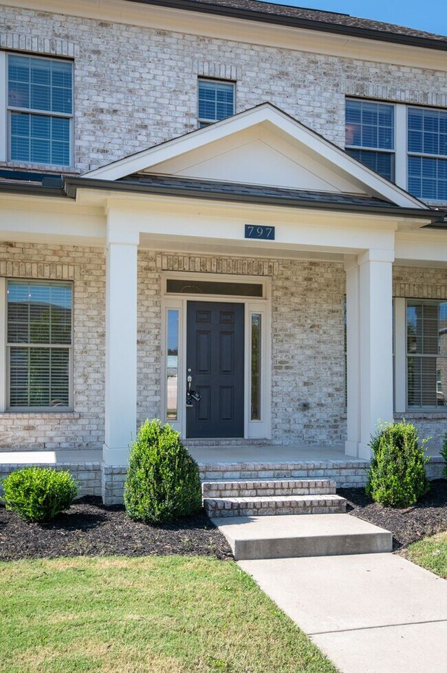 Building Photo - Great Home in Nolensville
