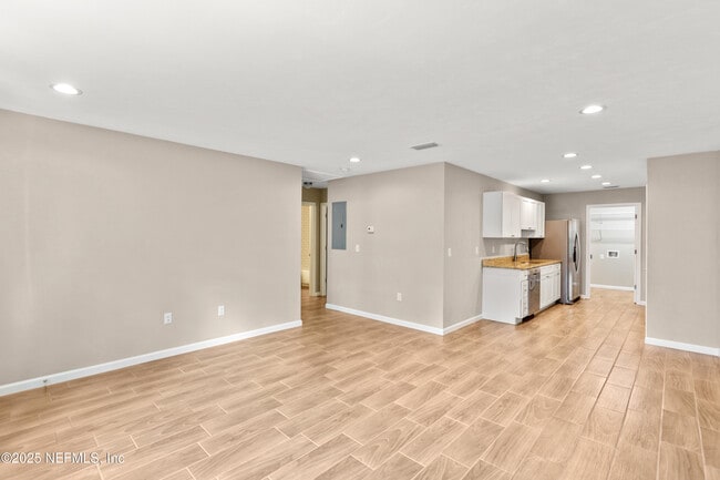 Foto del edificio - 442 SW Naha St