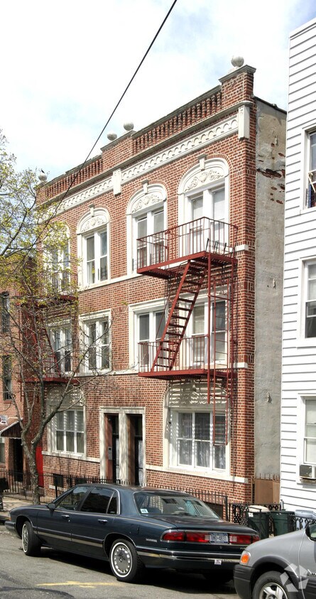 Building Photo - 281 22nd St