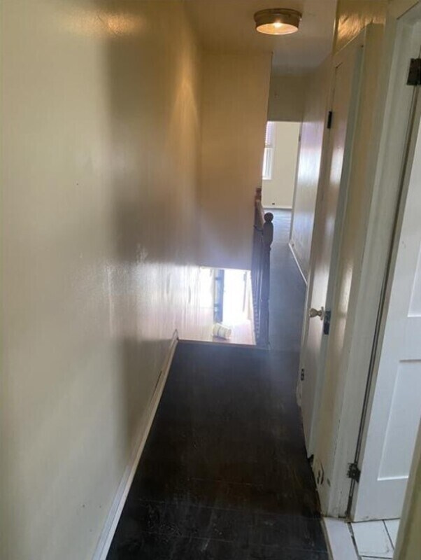 Foto del edificio - 4920 N Hutchinson St