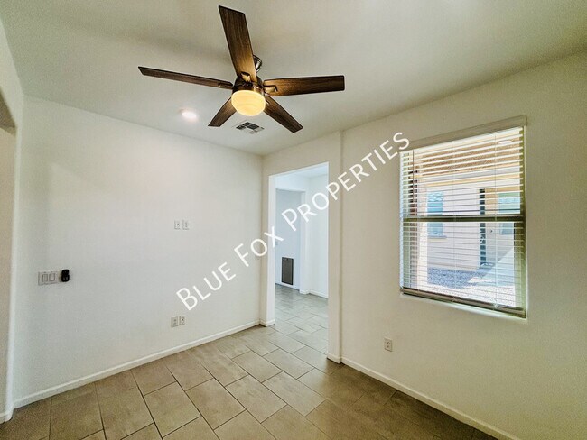 Building Photo - 3080 W Chalfont Dr