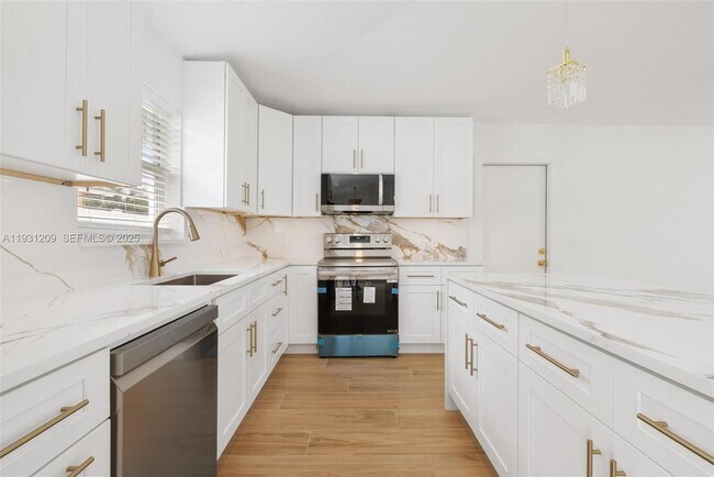 Foto del edificio - 102 SW 13th Ave