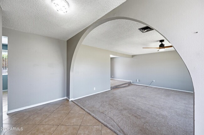 Foto del edificio - 3737 W Griswold Rd