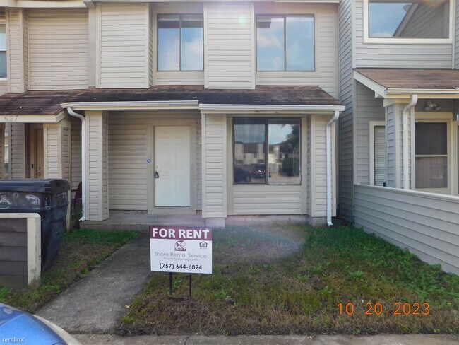 Building Photo - 3 br, 2.5 bath Townhome - 5629 Old Guard Cres