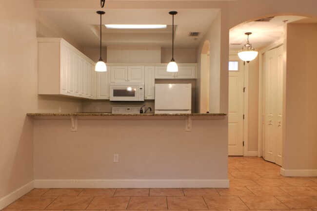Foto del edificio - Jackson Square - 2 Bedroom, 2 Bathroom Condo **$400 Leasing Bonus**