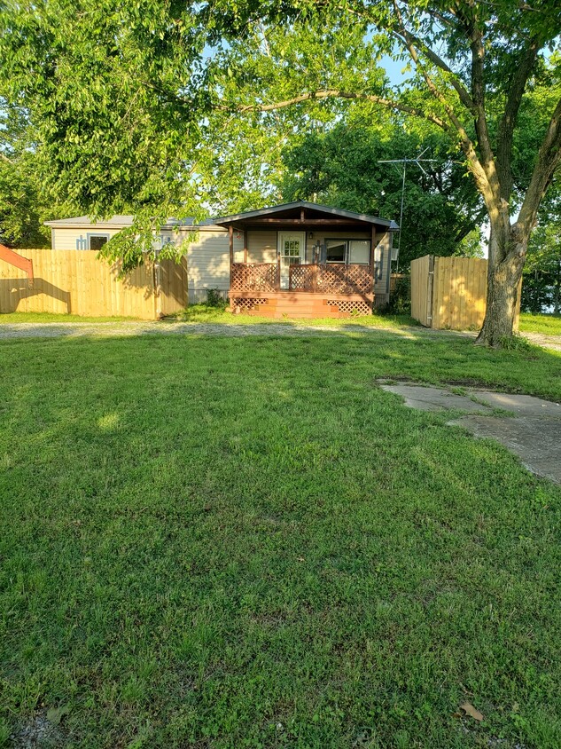 Primary Photo - 107 Eagle Lane