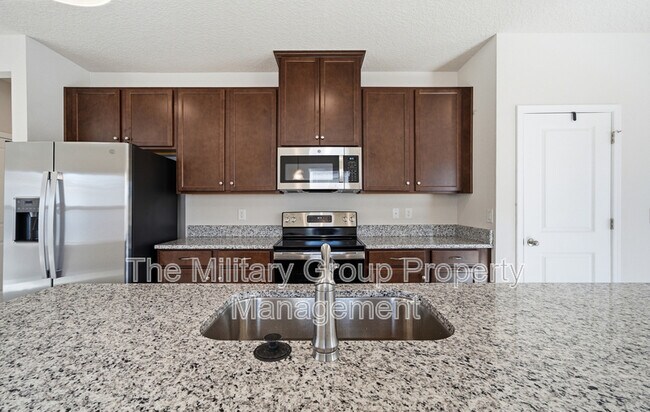 Building Photo - 11351 Streamsong Dr