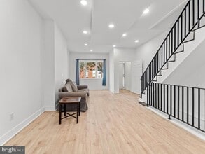 Building Photo - 1606 Wharton St