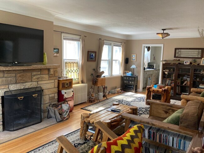 Living Room - 3414 Humboldt Ave S