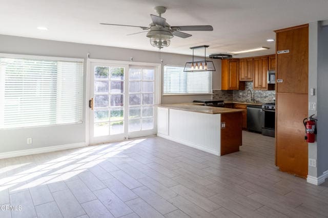 Building Photo - 336 Nueve Ct