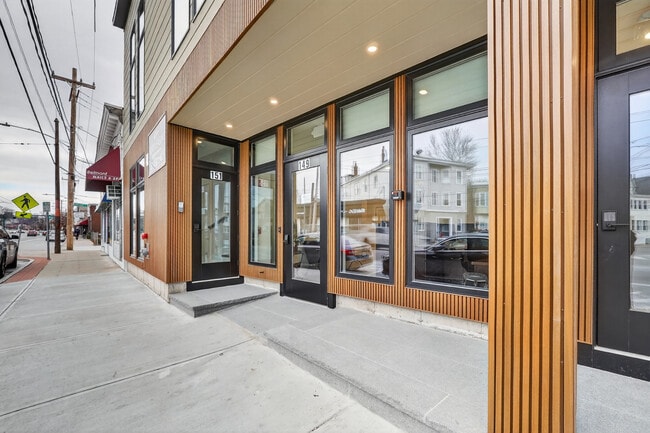 Foto del edificio - 151 Belmont St