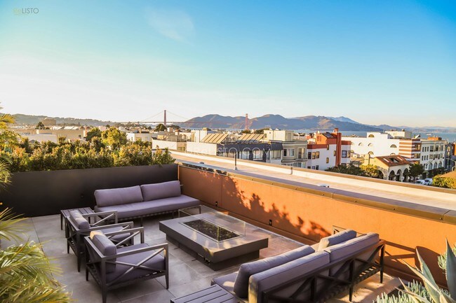 Building Photo - Marina  | New Modern Luxury Condos