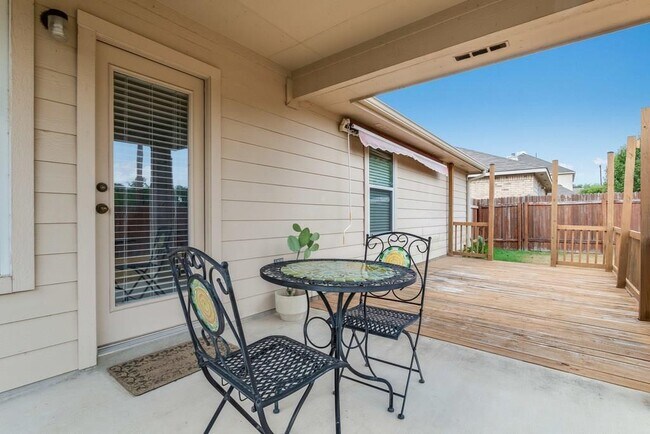 Foto del edificio - 1261 Rainbow Parke Dr