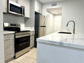Building Photo - 15770 SW 106th Terrace
