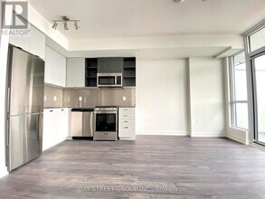 Building Photo - 10 De Boers Dr
