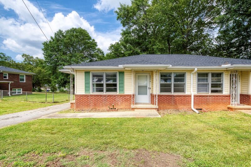 Foto principal - 307 White Oak Dr