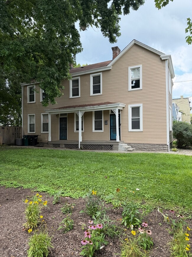 Photo - 4127 Lakeman St (Cincinnati, OH) House