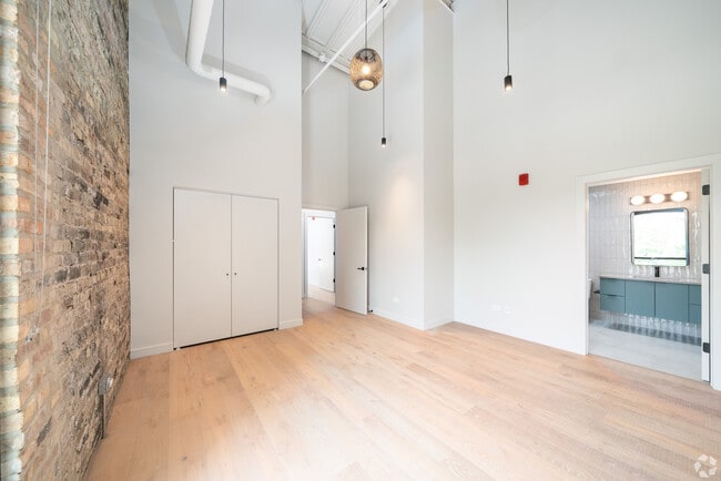 Building Photo - 1706 Sherman Ave