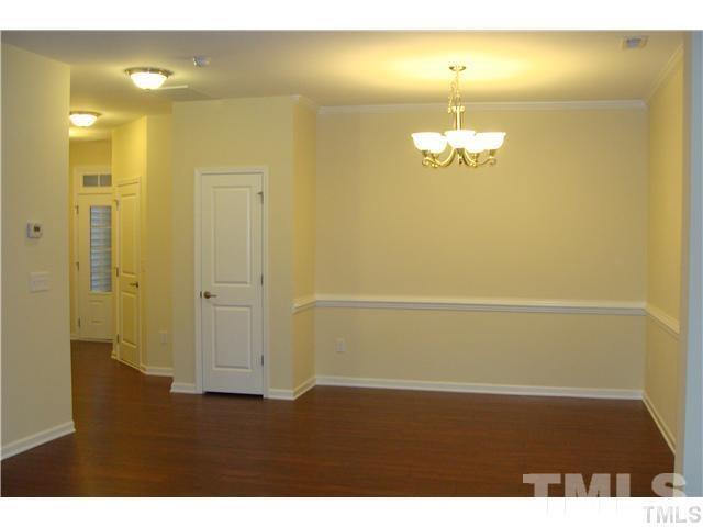 Building Photo - 307 Dechlan Ln